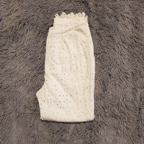 FREE PEOPLE Eyelet Skinny Pants Women's/Girl's - Picture 8 of 9